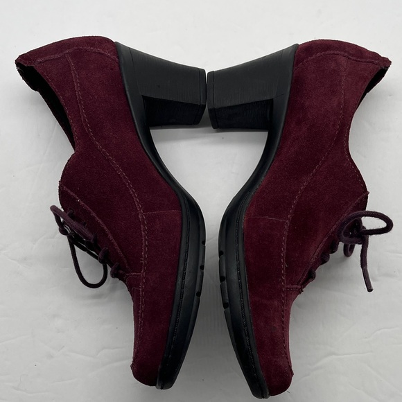 Clarks Bendables Suede Lace Up Heels Women 7 Burgundy Comfy Retro Academia Vamp - Picture 8 of 17